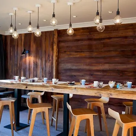 Hotel Des Trois Vallees