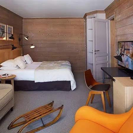 Des Trois Vallees 4*