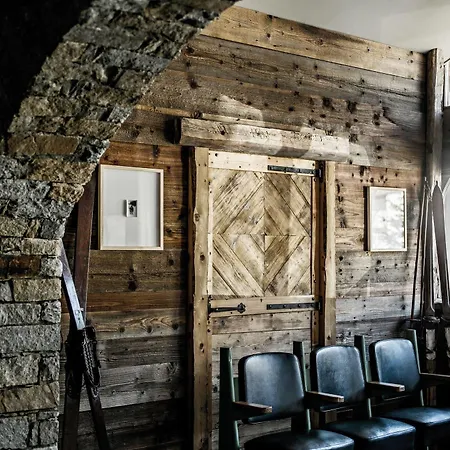 Hotel Des Trois Vallees